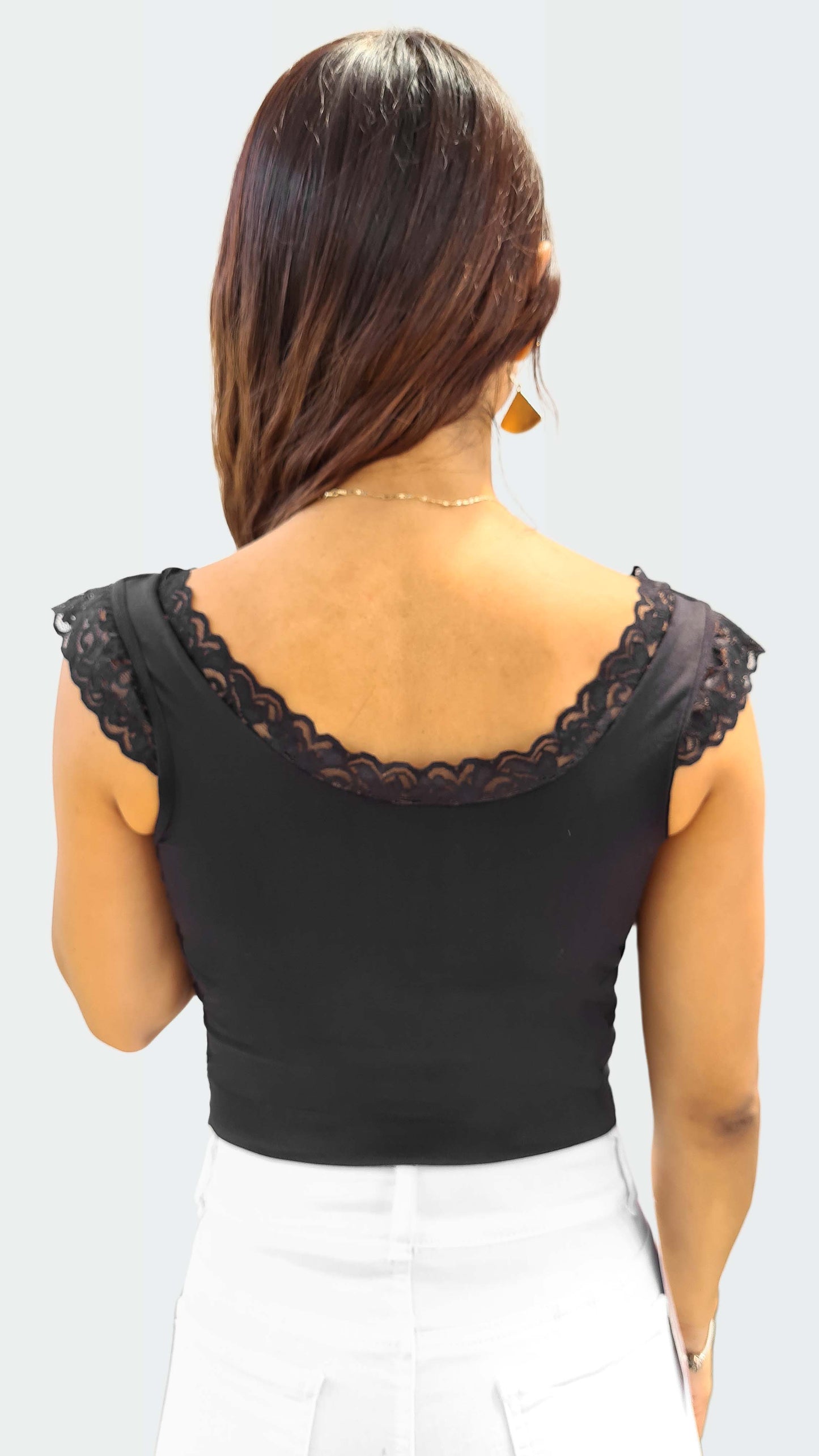Blusa de compresión manga corta con encaje Ref. 206