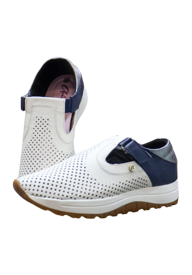 Tenis Deportivo Blanco con talón azul AndreG