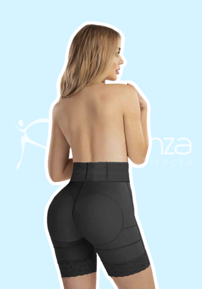Mod. 3314 Short cintura alta con broches