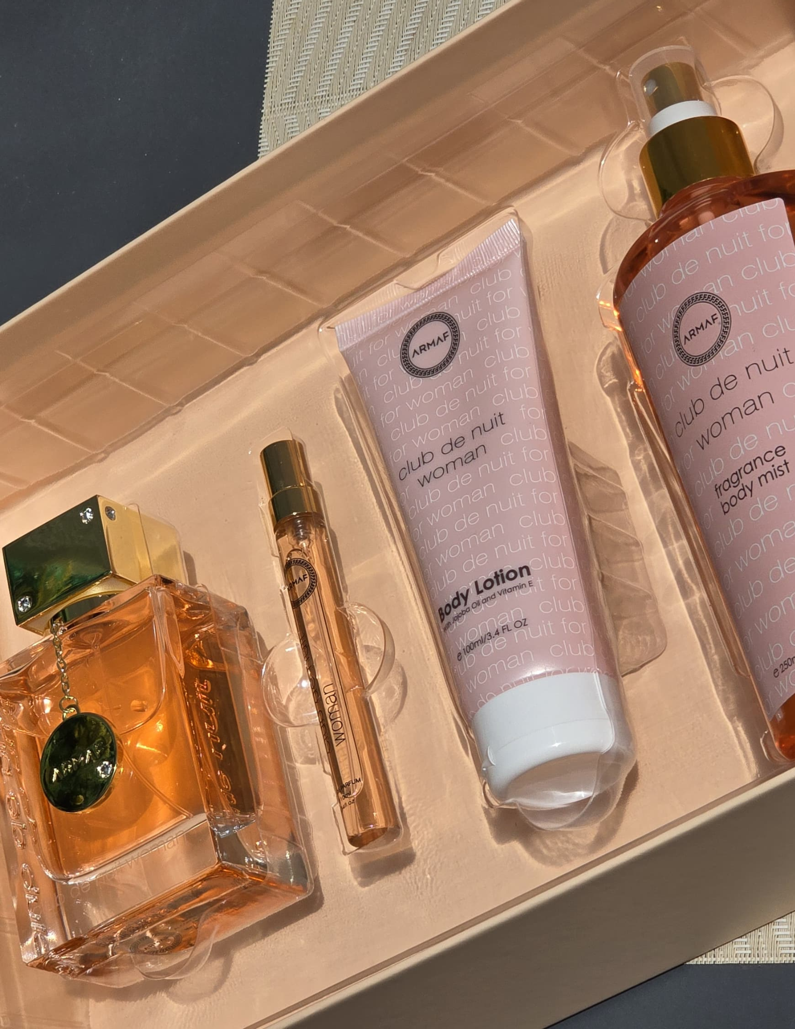 Armaf Club de Nuit Woman Gift Set 4 Piezas